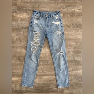 American Eagle distressed mom Jeans